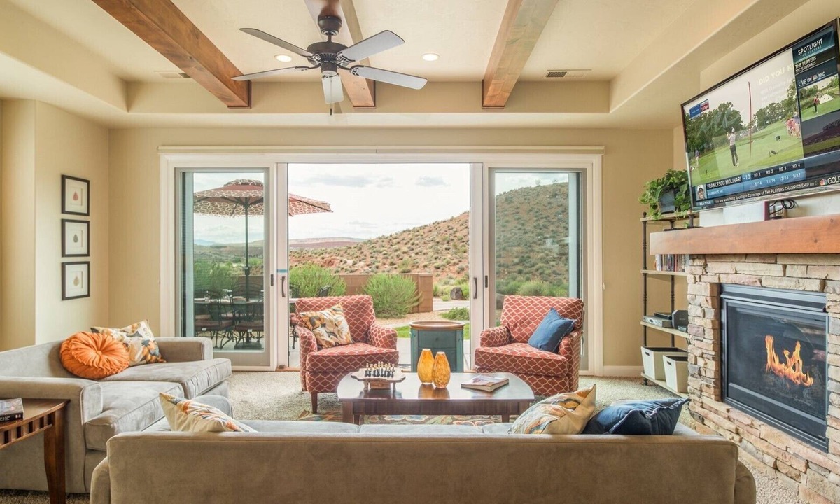 Washington House | Sun-e-Scape- Relax in the Desert!