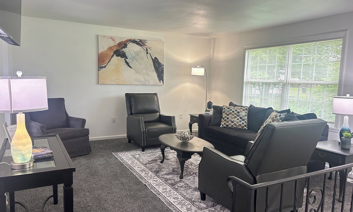 Cambridge Springs House | Sunnyside Suite in peaceful Cambridge Springs