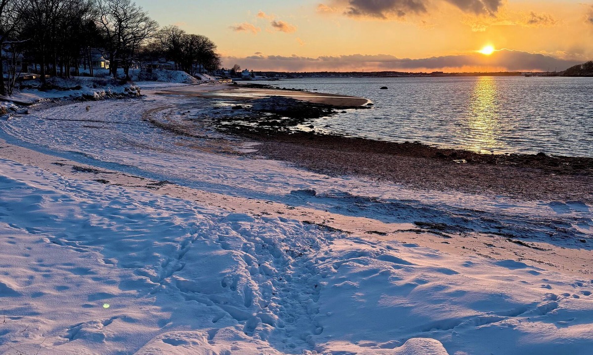 Peaks Island Apartment | The Boat Berth on Peaks Island
