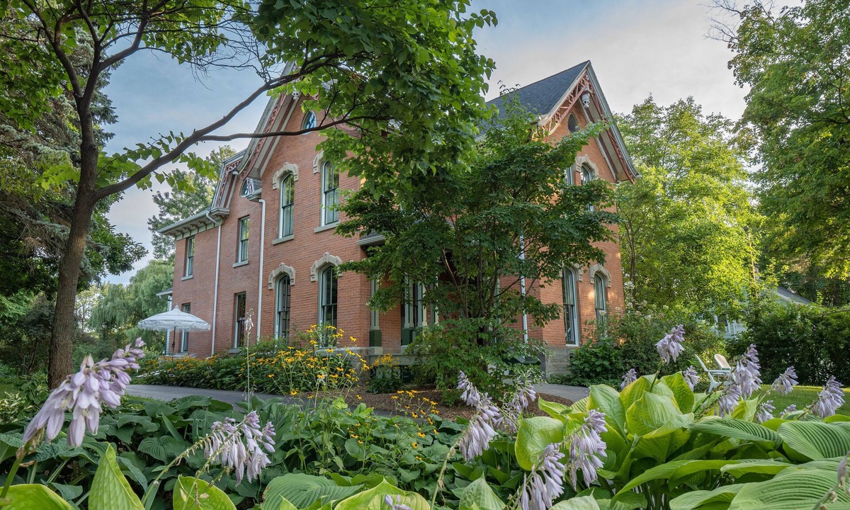 Dunkirk House | The Daisy Farm- A Victorian Manor on 79 acres w/vineyards, gardens & hot tub