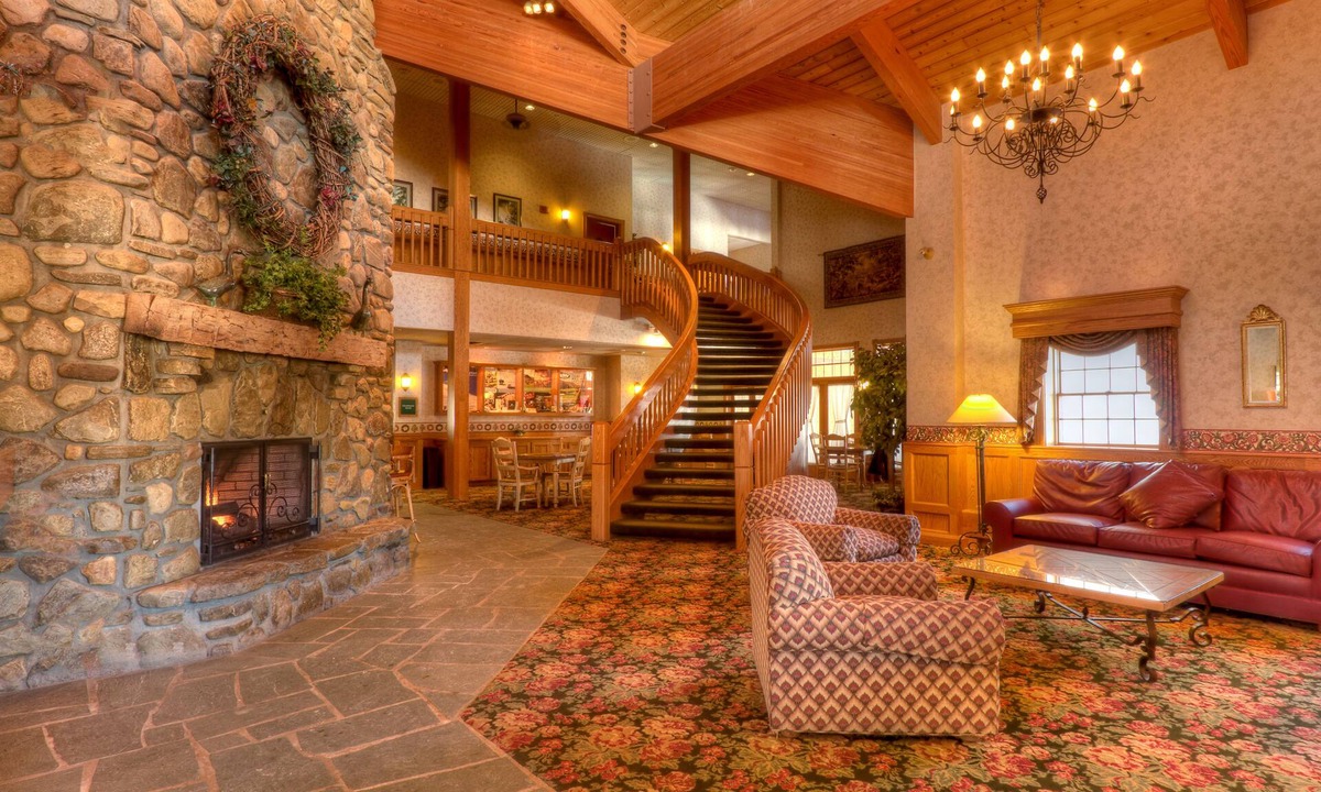 Ellicottville Hotel | The Inn At Holiday Valley