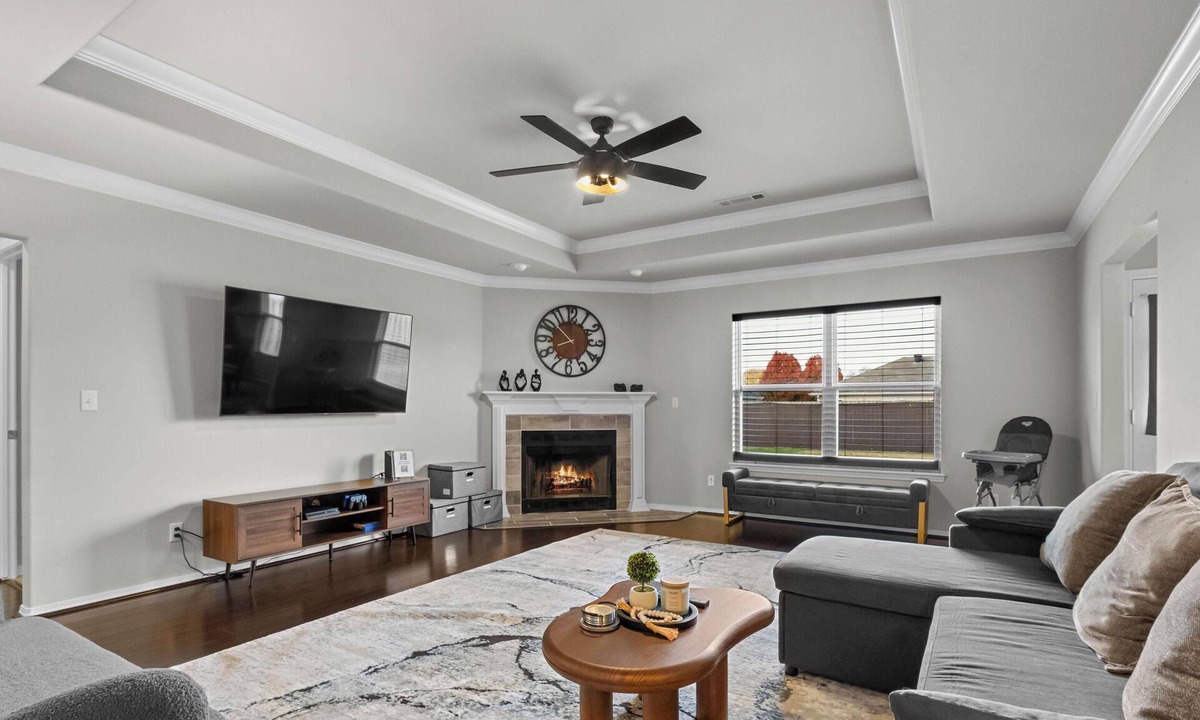 Bentonville Villa | The Naturehaus - Spacious 4-BR villa with gym/game room in fantastic Bentonville