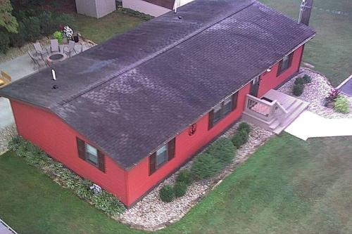 Conneaut Lakeshore Apartment | The Red Haven at Conneaut Lake