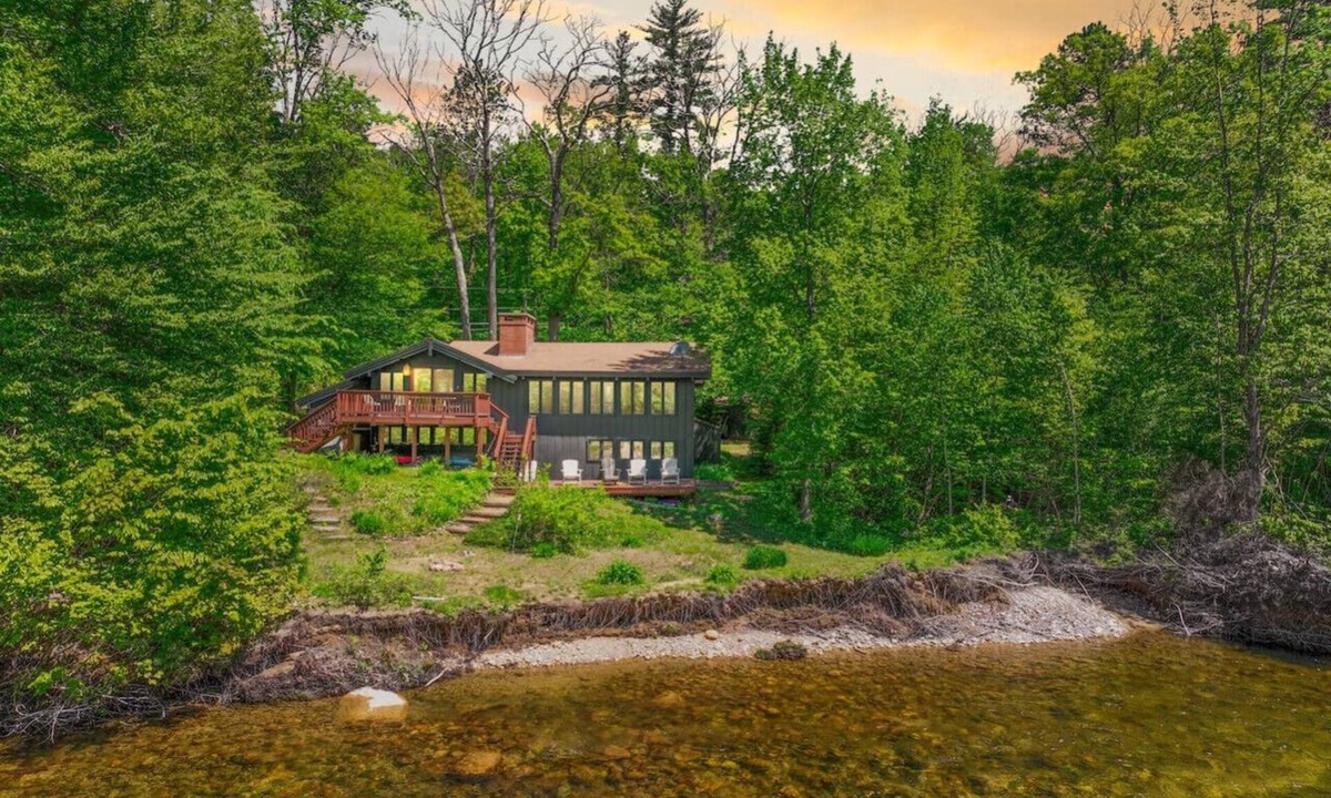Birchview by the Saco Cabin | The Riverglass | Saco River Oasis, Hot Tub, Views