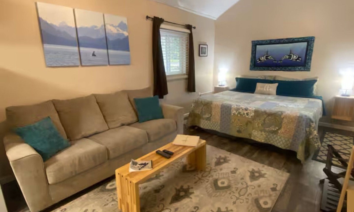 Old Mill Cabin | The Sitka Cabin w/King Bed