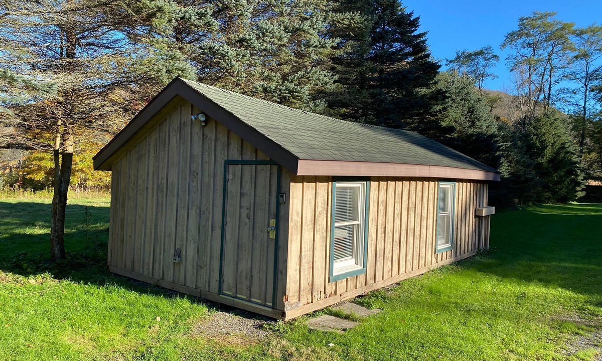 Ellicottville House | Timberline Lodge - Downtown Ellicottville - The Bunk House