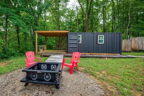 Cumberland House | Tiny Cabin Nature Retreat Near Blue Rock