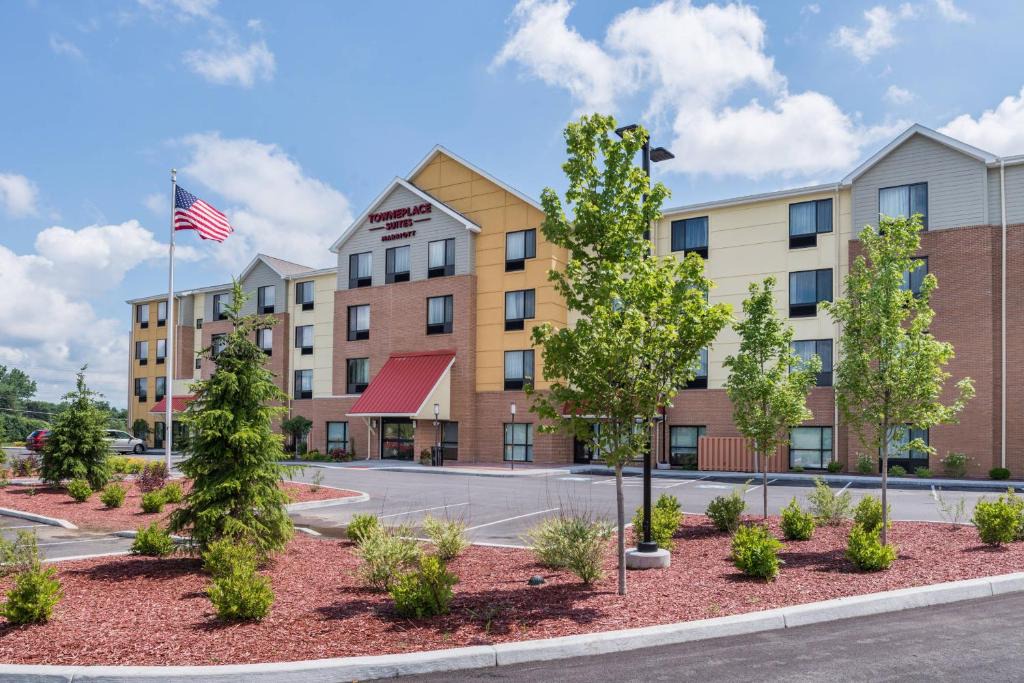 New Hartford Hotel | TownePlace Suites by Marriott New Hartford