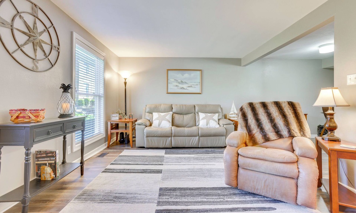 Beavercreek Condo | Townhome 10 Mi to WPAFB & Dayton!