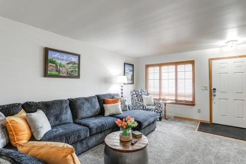 Clearfield House | Townhome w/Patio: 1 Mi to Clearfield Riverwalk