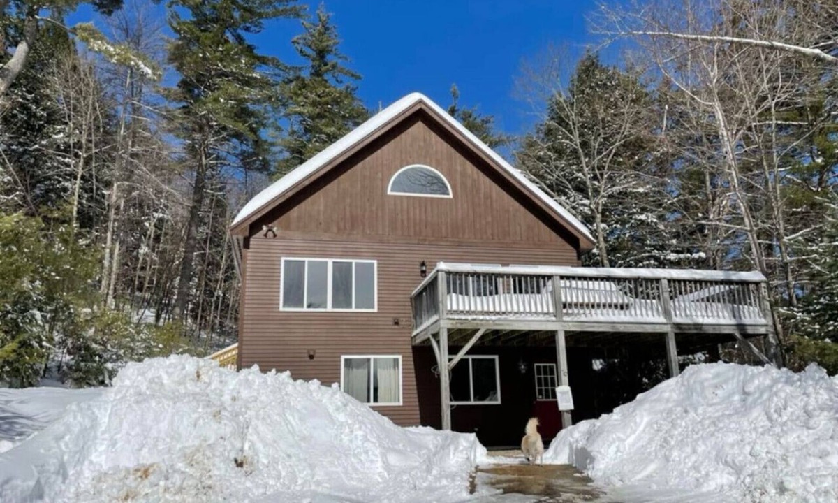 Bridgton House | Trailside Hiking Bridgton Golden Tee