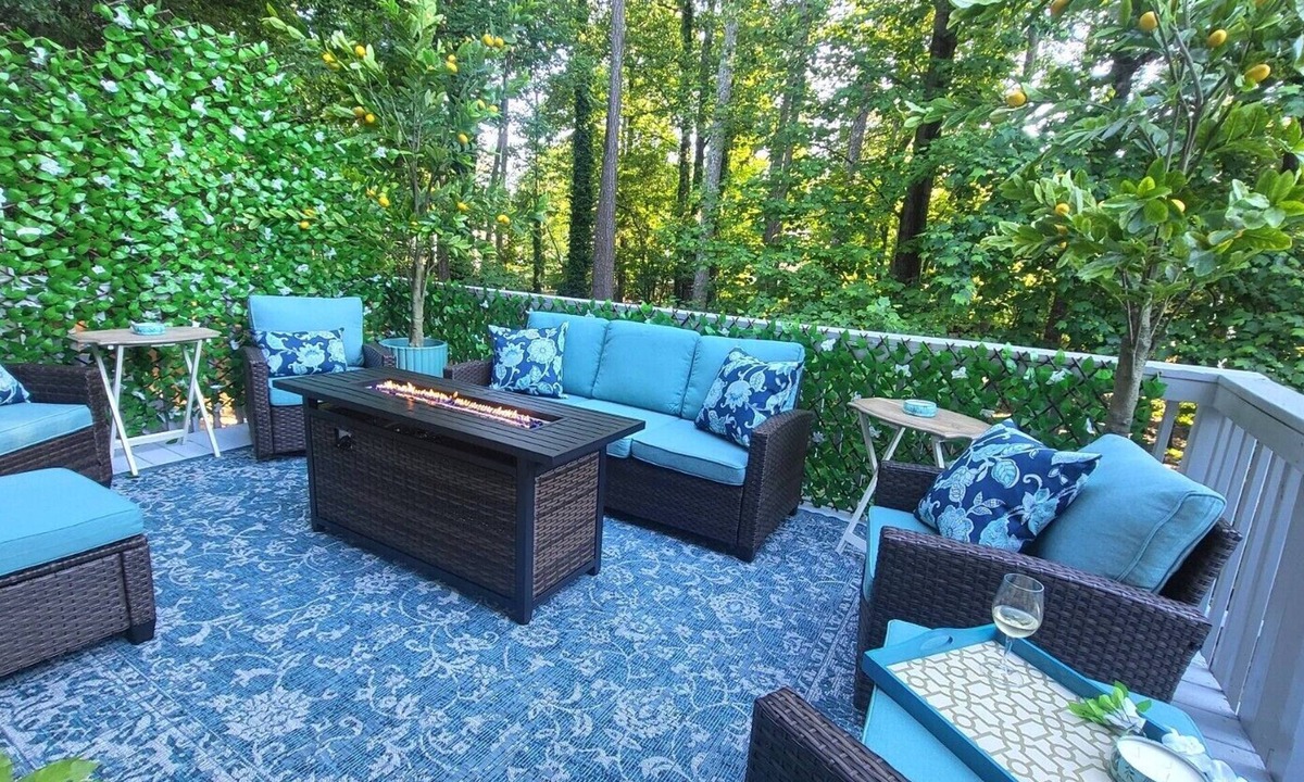Suwanee House | Tranquil 5B/3B w/Serene Lounging, Firepit, Massage Chair, & Universal EV Charger