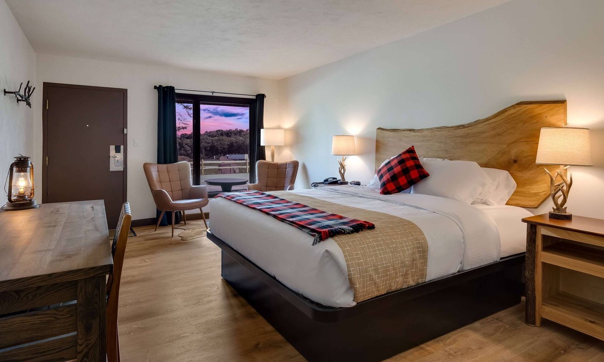 Emlenton Hotel | Travelodge By Wyndham Emlenton