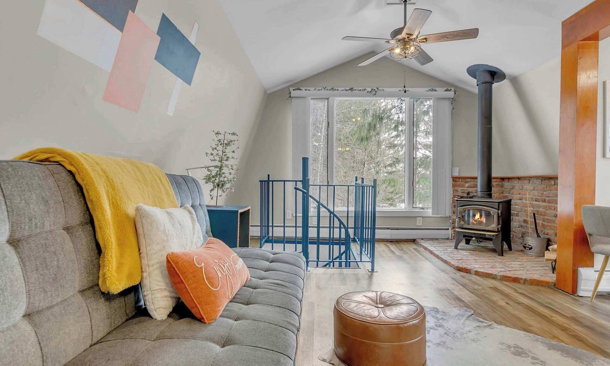 Little Valley Ski Chalet | Treehouse Chalet, Wood Fireplace, Wraparound Porch