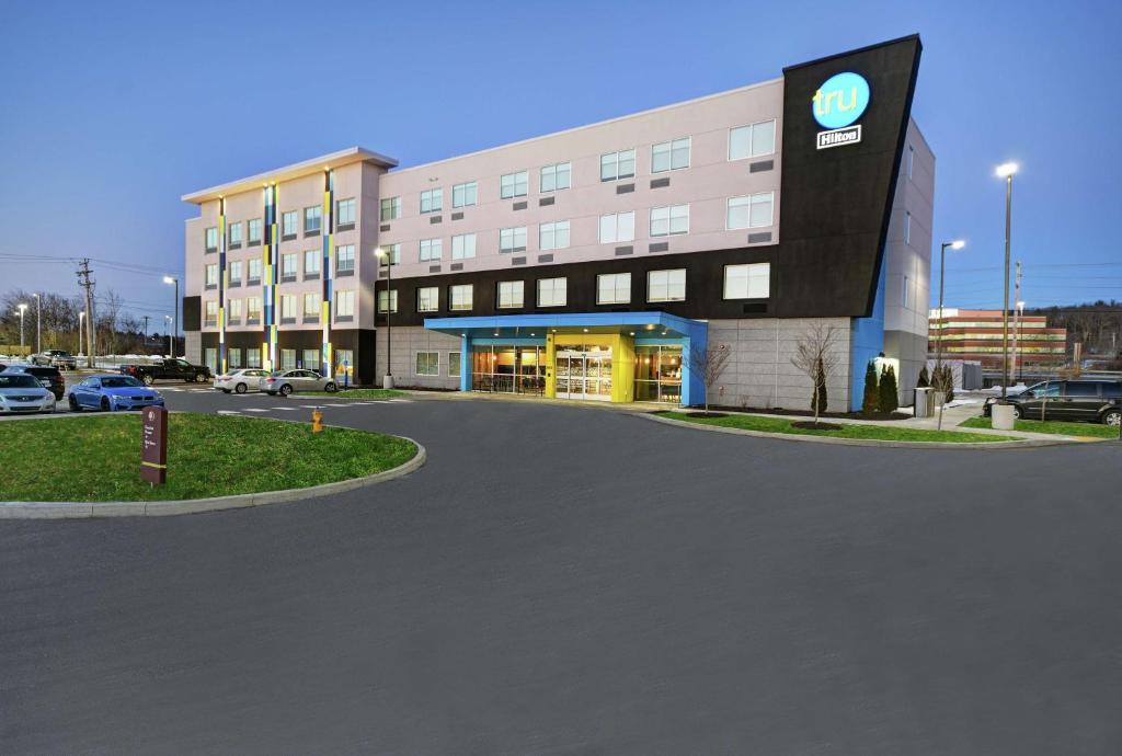 South Portland Hotel | Tru By Hilton Portland Airport Area Me