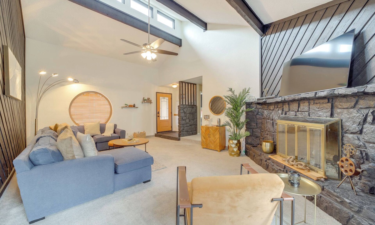 South Tulsa House | Tulsa Area Home w/Fenced Yard: Pets Welcome!