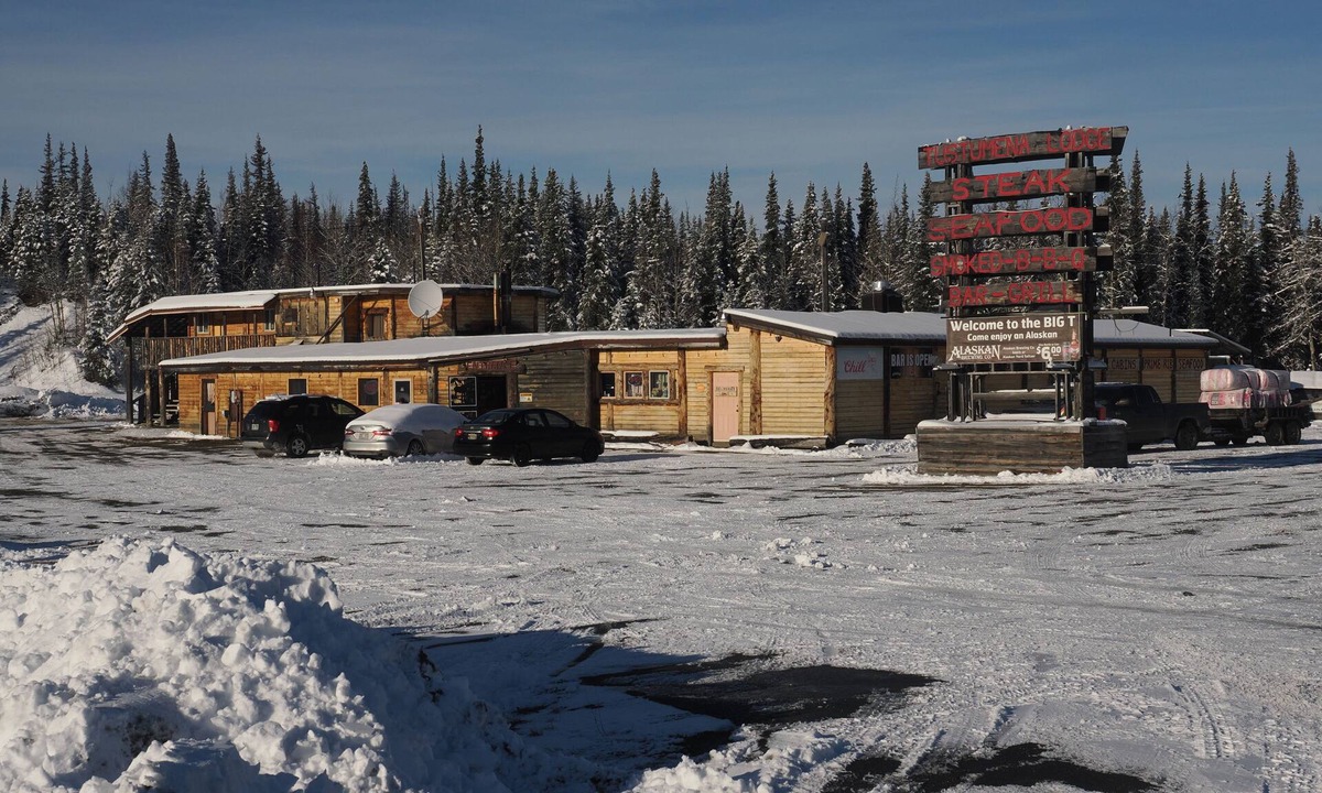 Cohoe Cabin | Tustumena Lodge in Kasilof, AK 11 cabins available