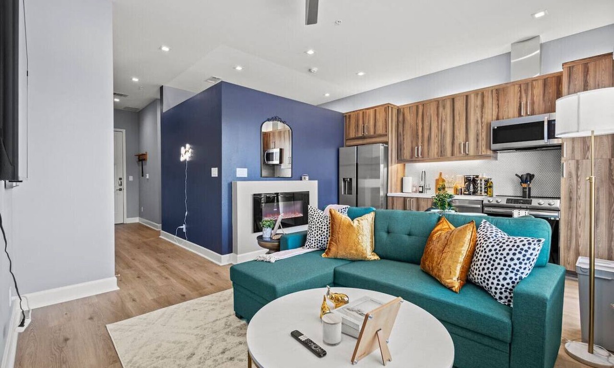 Cedars Apartment | Urban Zen: Dallas 1BR w/Gym & Parking