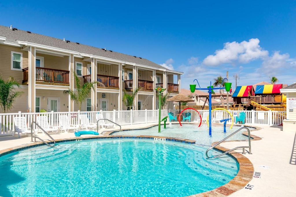 Corpus Christi Villa | Village by the Beach L824K