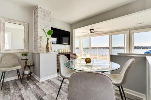 Buckeye Lake House | Waterfront Buckeye Lake Home w/Deck & Dock!