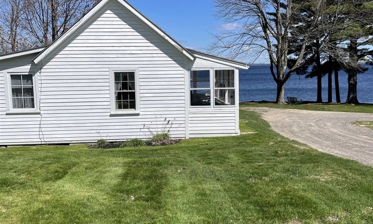 North Sebago Cabin | WATERFRONT CABIN SEBAGO LAKE
