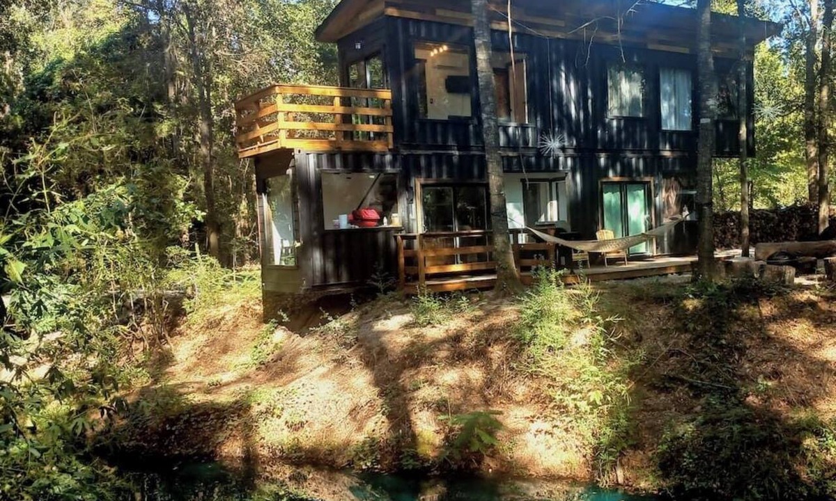 Plantersville Apartment | Waterfront Getaway near Houston – Kayak & Fishing
