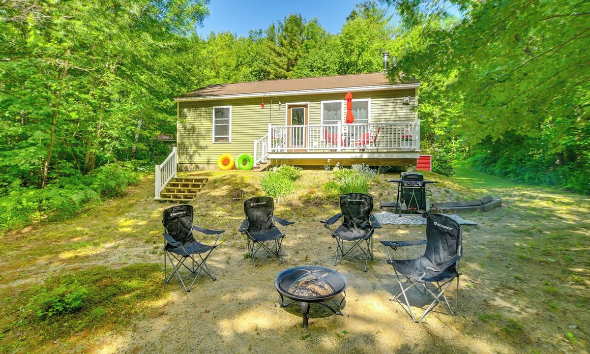 Canton House | Waterfront Home w/Access to Lake Anasagunticook!