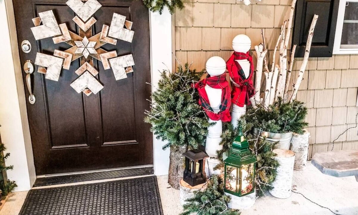 Abbot Cabin | WELCOME SNOWMOBILERS Leave right from our Lodge and hit the trails-Dog Friendly