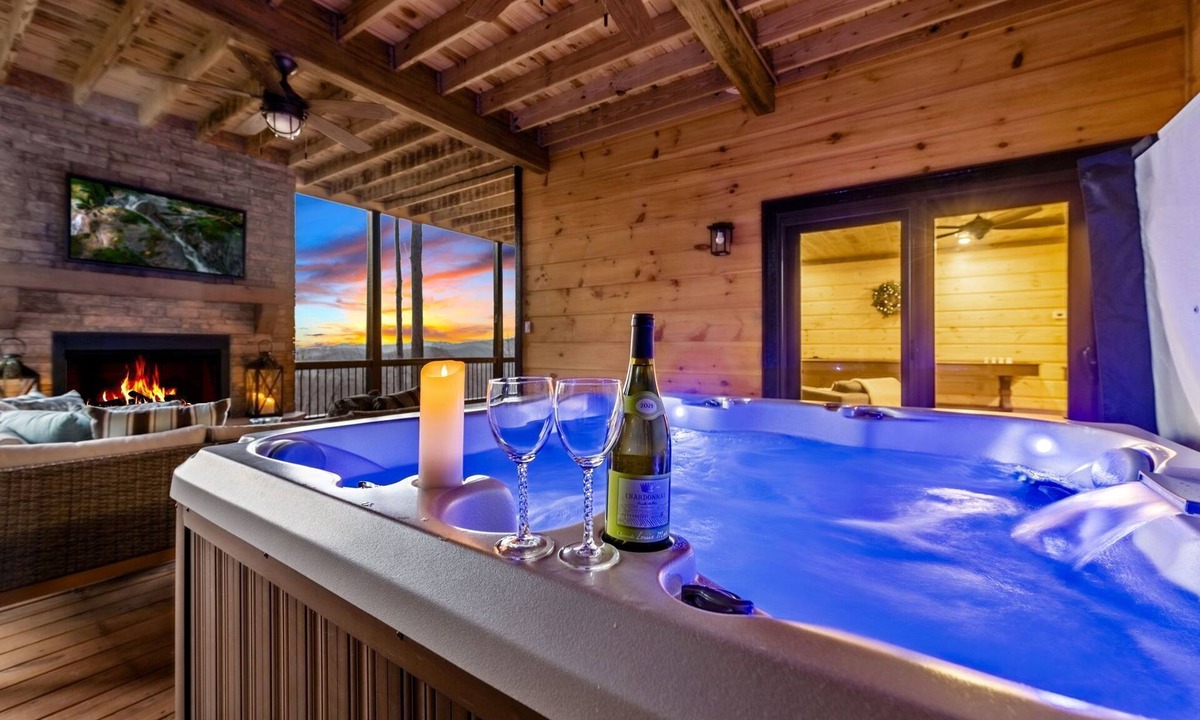 Mineral Bluff Cabin | Welcome To The Mountains, Without The Roughing It!©