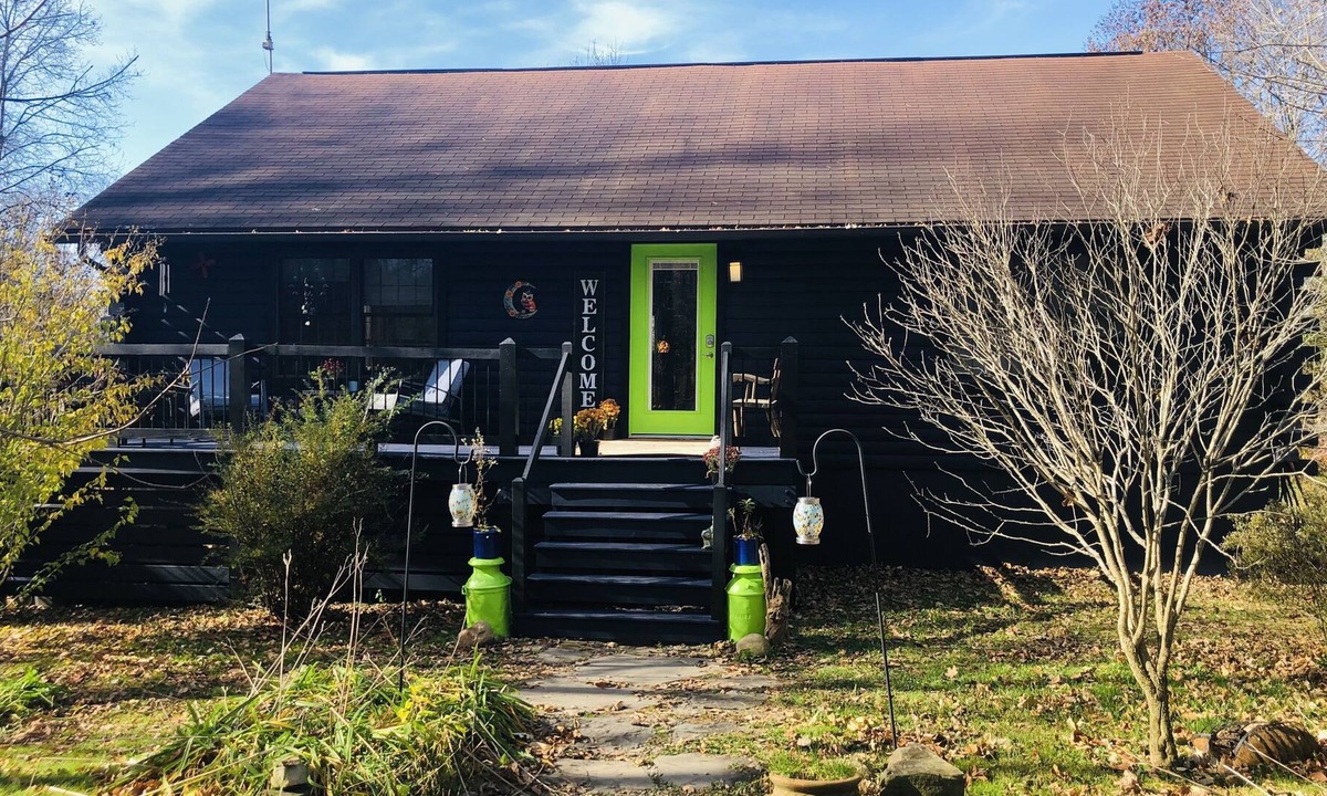 Poplar Ridge Cabin | Welcome to the Zen Bin in the Fingerlakes!