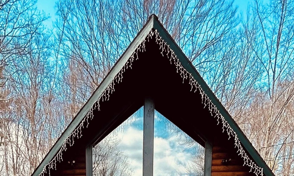Bridgton Ski Chalet | Whitetail Chalet @ Bridgton with Hot Tub/5 min from pleasant mountain/Dogs ok