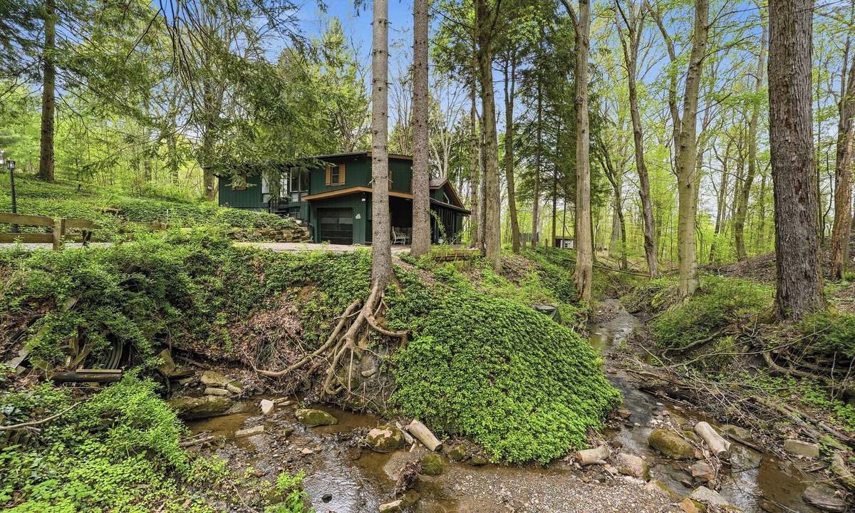 New Wilmington Cottage | Wi-fi Cottage Wooded Retreat with Private Hot Tub