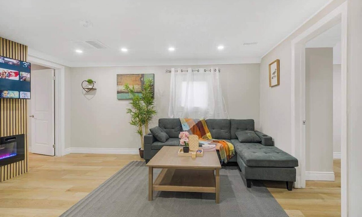 Chippawa House | Willoughby Haven | Cozy 3BR Family Retreat