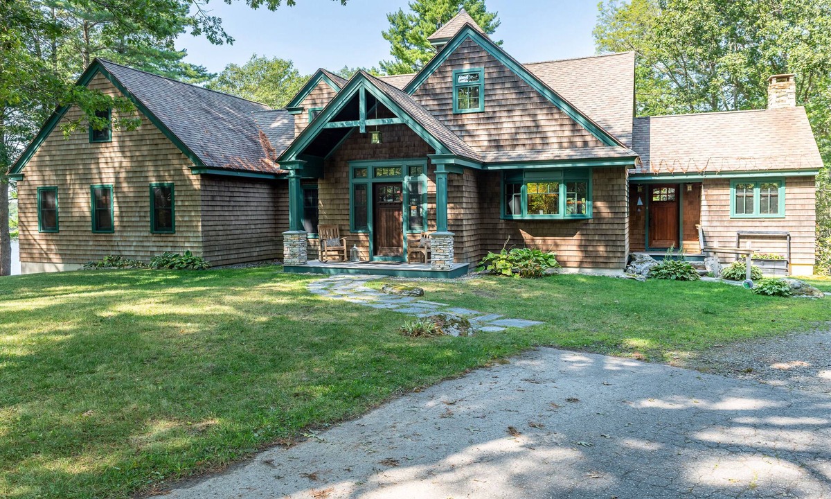 Woolwich House | Windward Lodge- stunning, dog-friendly private waterfront retreat. Seasonal dock