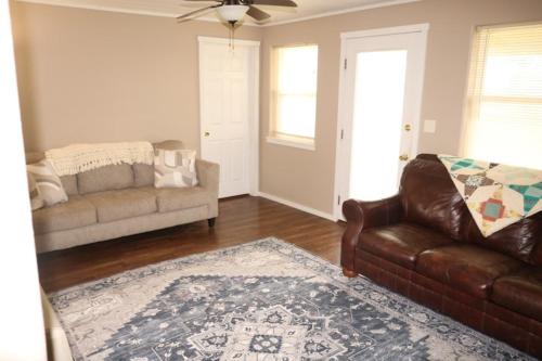 Huntsville House | Windy Ridge Escape Mountaintop Views Sleeps 6