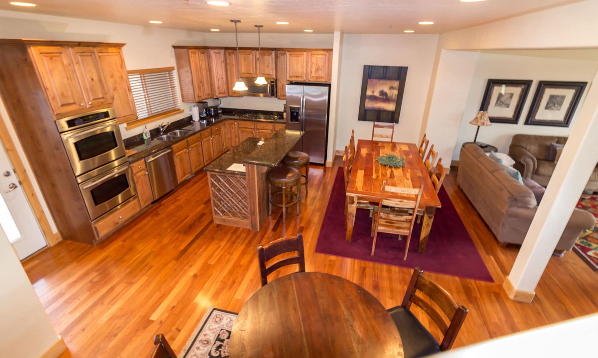 Bear Hollow Village House | Winter 2021 Monthly Rate Available.Long Term Lease Available *