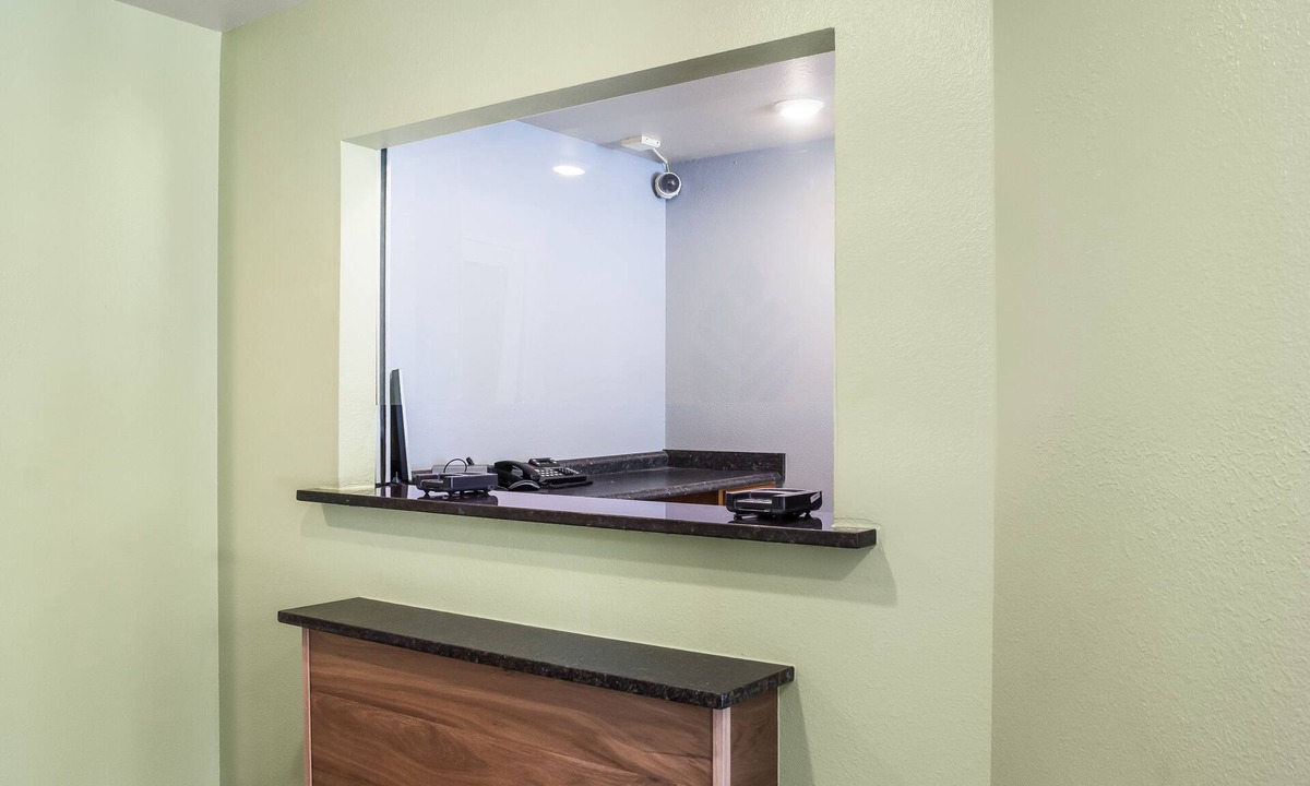 Central City Hotel | WoodSpring Suites Corpus Christi