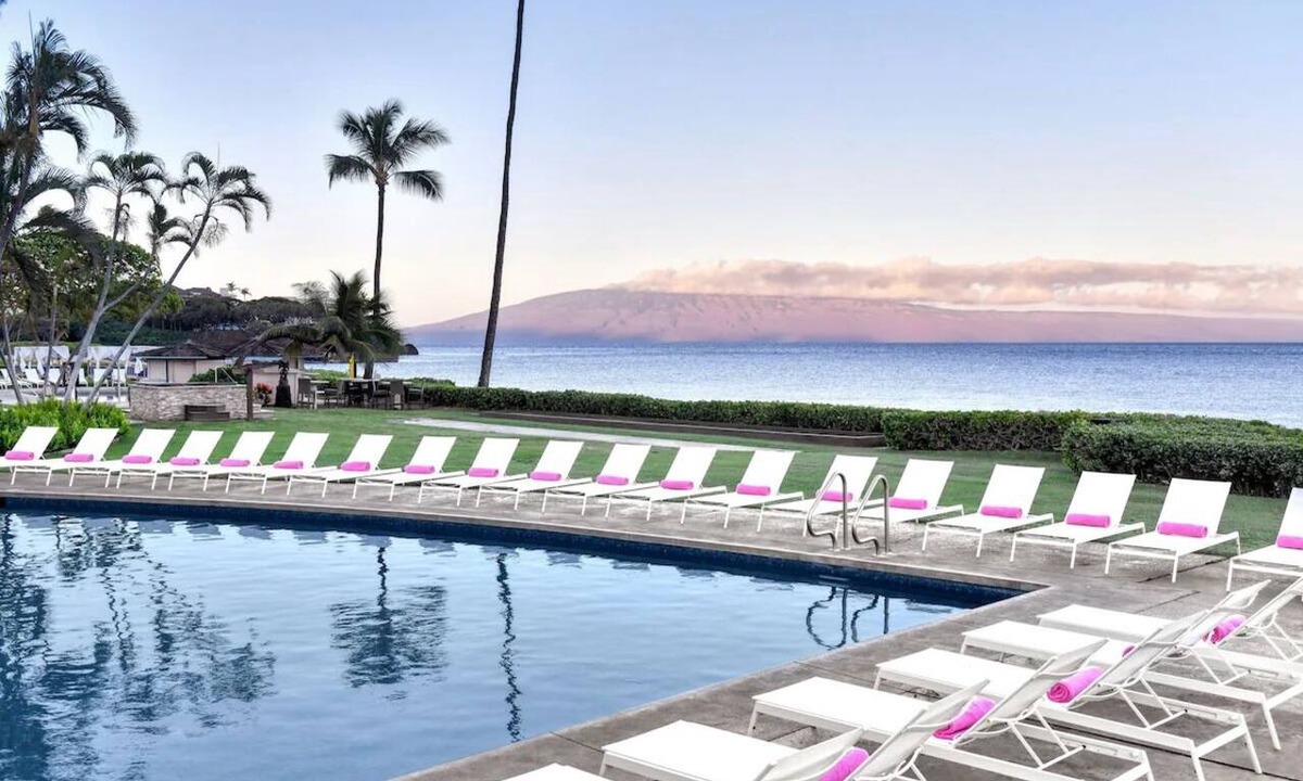 Lahaina Hotel | Your Maui Adventure Awaits! Beachfront, Pool, Minutes to Kapalua Coastal Trail!
