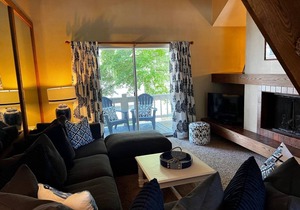 148 m² Condo ∙ 2 bedrooms ∙ 8 guests