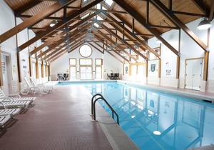 Deer Park Vacation Condo close to Recreation Center with Indoor Pool