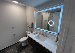 Luxury Studio at Pierce Arrow #3