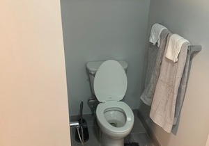 Luxury Studio at Pierce Arrow #9