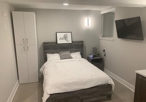 Luxury Studio at Pierce Arrow #9