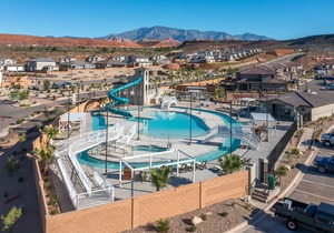 Paseos 1101 | Private Hot Tub, Outdoor Games & Shared Pickleball Courts!