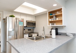 Pet-Friendly Beachside Condo | Modern Finishes, Dune Views & Heated Pool
