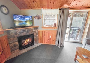 Rough Cut Lodge - Suite 3