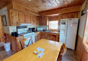 Rough Cut Lodge - Suite 6