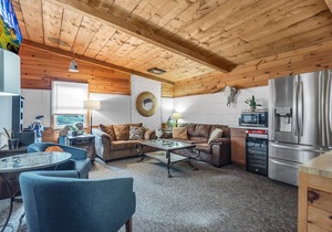 Timberline Lodge - Downtown Ellicottville - Room 304