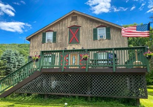 Timberline Lodge - Downtown Ellicottville - The Bunk House