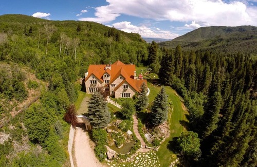 Midway House | Discount early JUNE STONEHILL LODGE, SWIM, HIKE, LUXURY